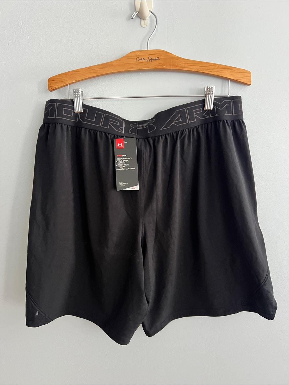 Under Armour Men's Black Athletic Shorts